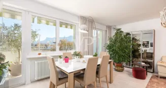 von_poll_real_estate_property_IT254152581_image_0