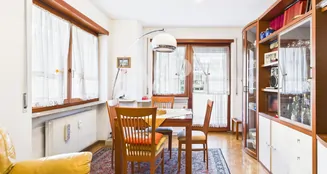 von_poll_real_estate_property_IT254152611_image_2