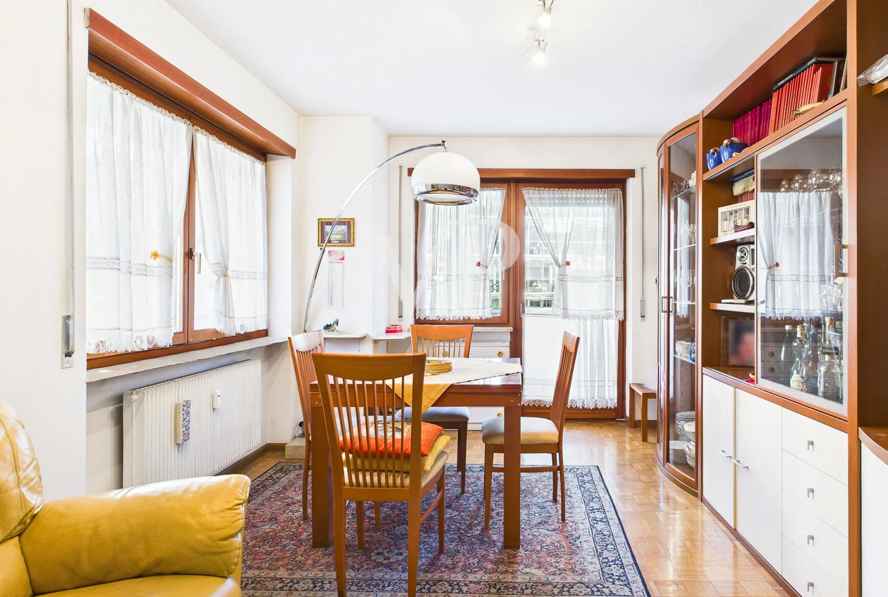 Ampio e luminoso trilocale con balcone