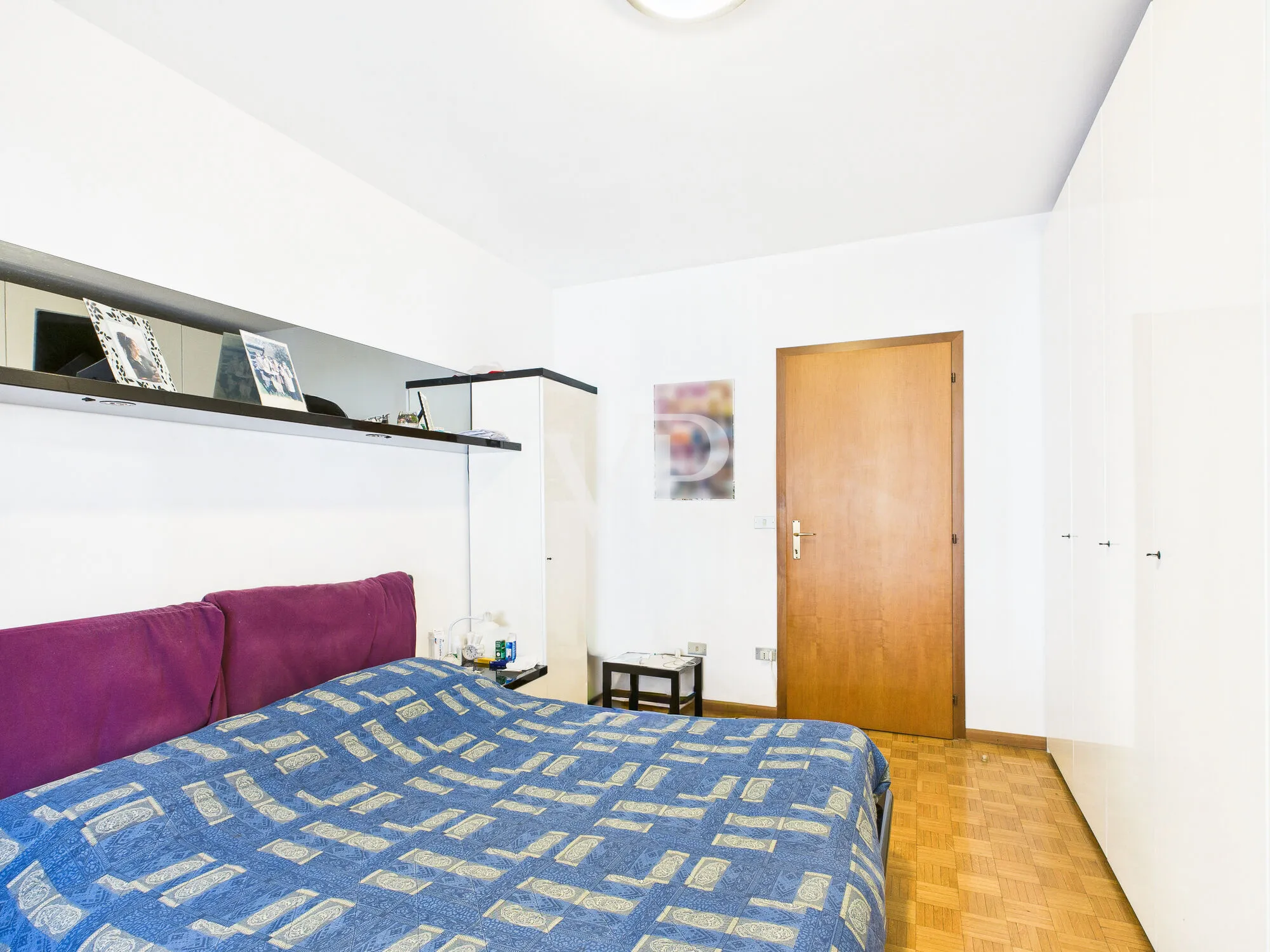 Amplio y luminoso piso de 3 habitaciones con balcón