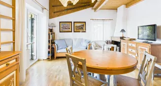 von_poll_real_estate_property_IT254152620_image_2