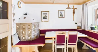 von_poll_real_estate_property_IT254152615_image_0