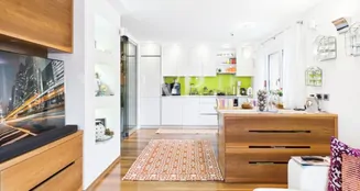 von_poll_real_estate_property_IT254152628_image_0