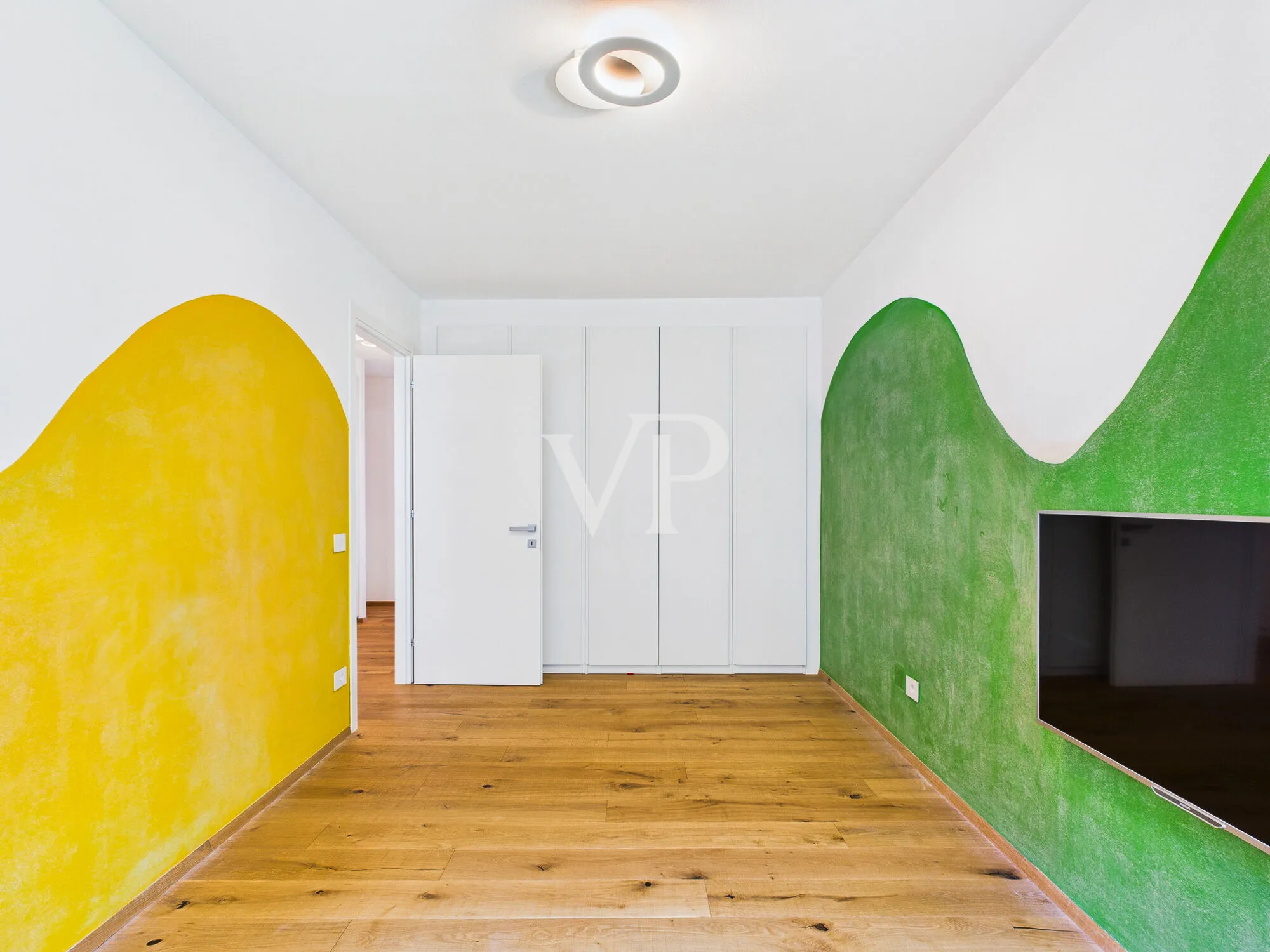 Elegante Fünf-Zimmer-Duplex-Wohnung mit Panoramaterrasse