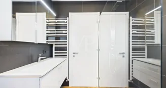 von_poll_real_estate_property_IT254152638_image_21