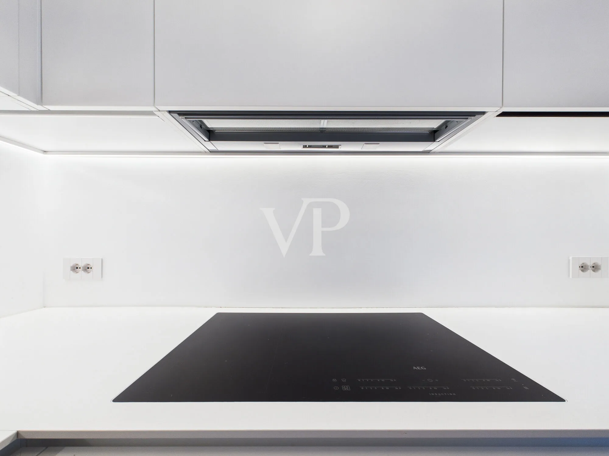 Elegante Fünf-Zimmer-Duplex-Wohnung mit Panoramaterrasse