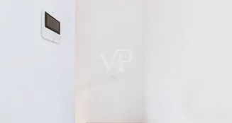 von_poll_real_estate_property_IT254152638_image_13