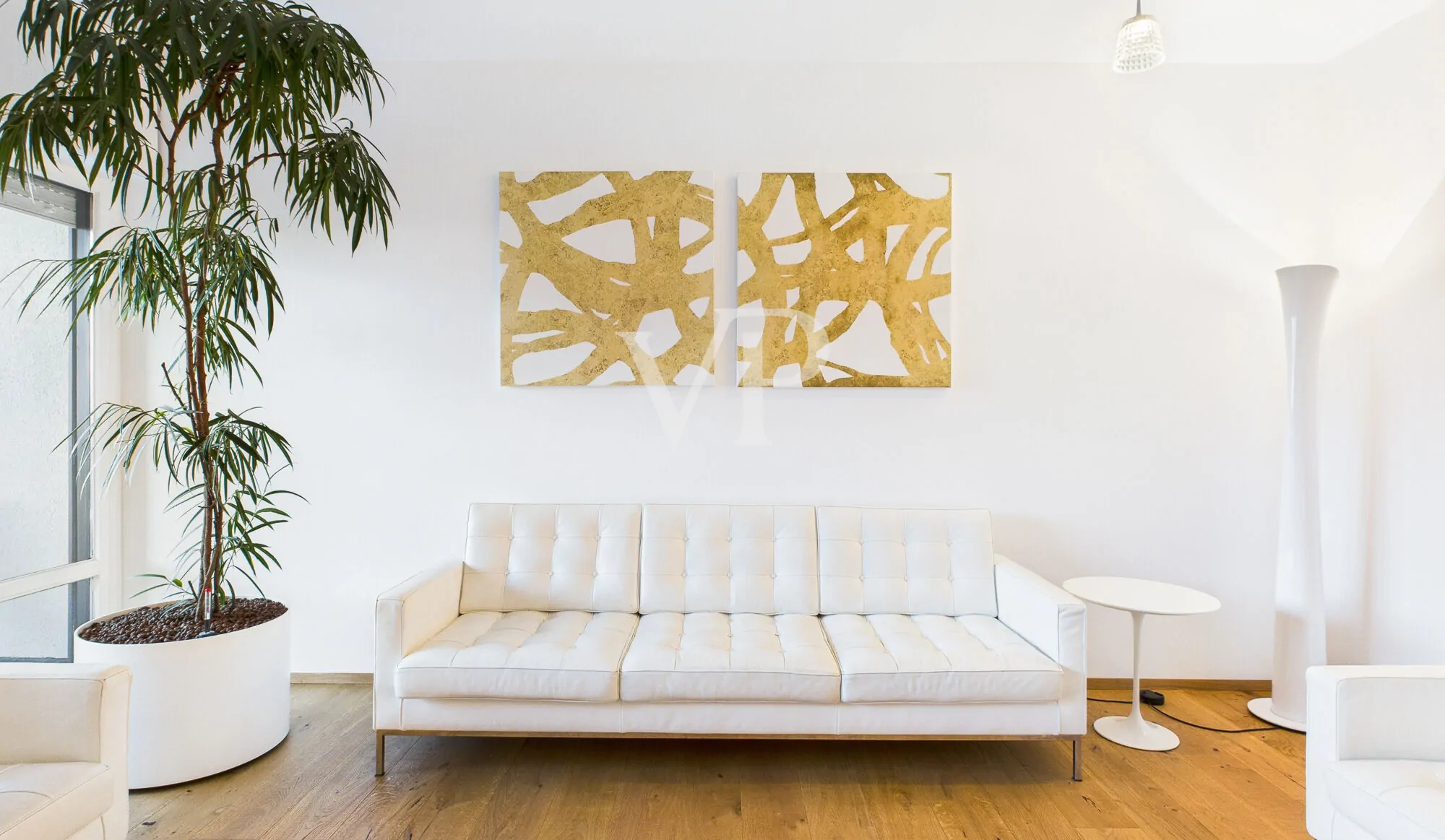 Elegante Fünf-Zimmer-Duplex-Wohnung mit Panoramaterrasse