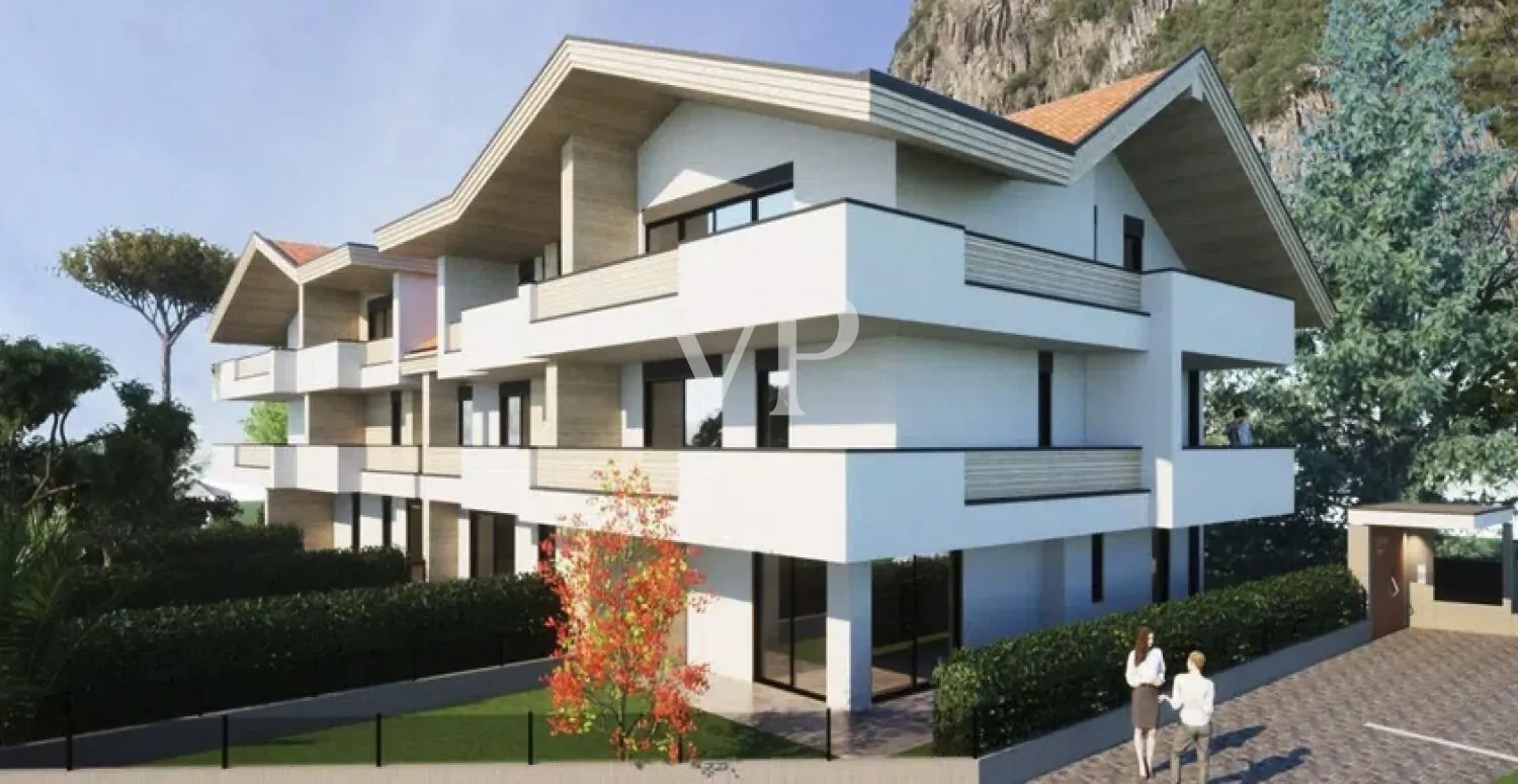 Elegante und moderne Vier-Zimmer-Wohnung mit Terrasse