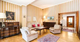 von_poll_real_estate_property_IT254152653_image_5