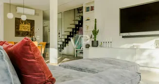 von_poll_real_estate_property_IT254152651_image_8