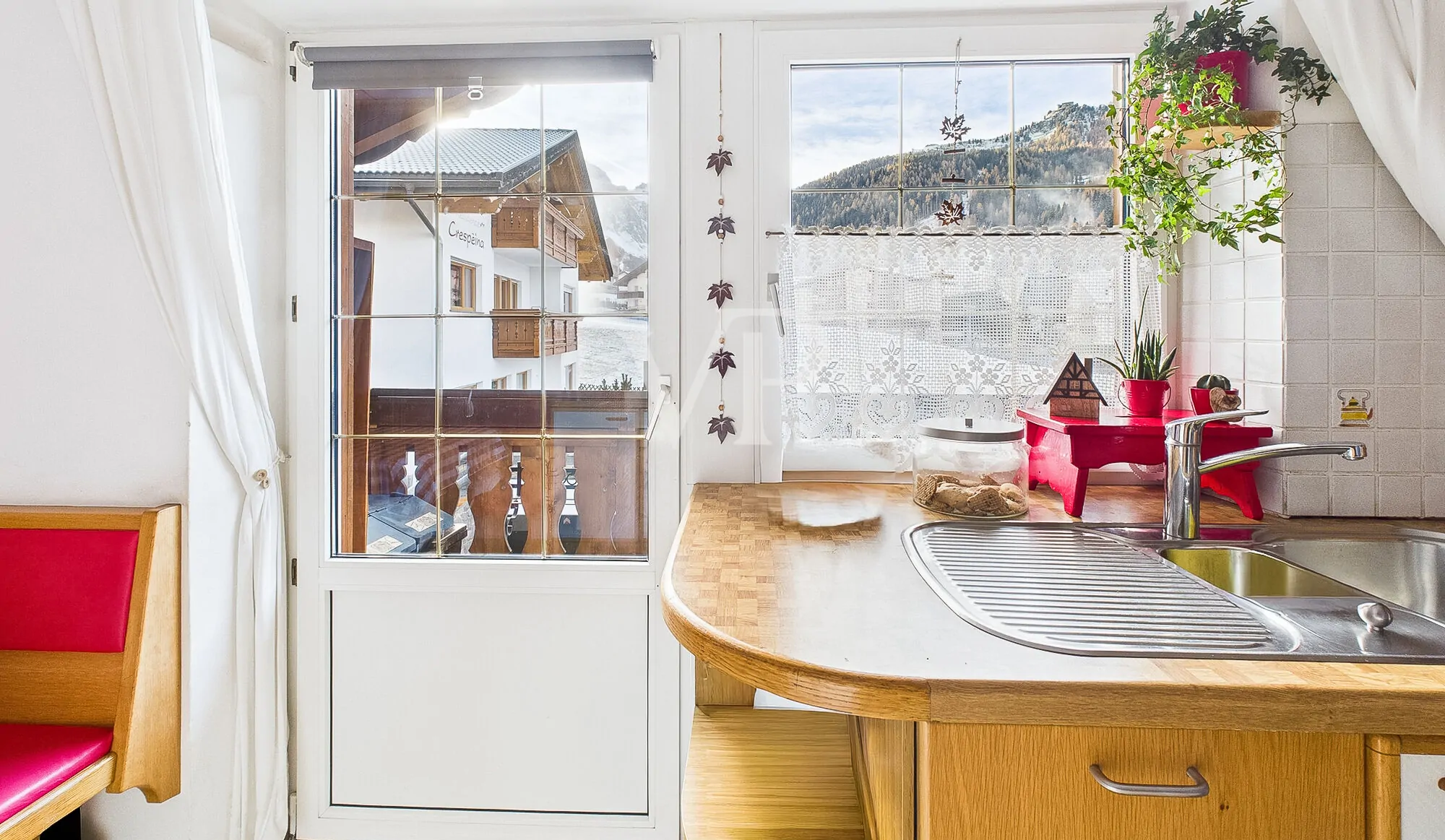 Multi-family villa in exclusive location in Selva di Val Gardena