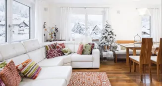 von_poll_real_estate_property_IT254152668_image_0