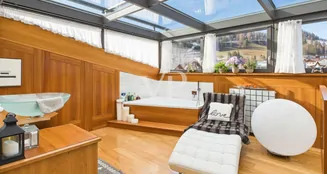 von_poll_real_estate_property_IT254152668_image_100