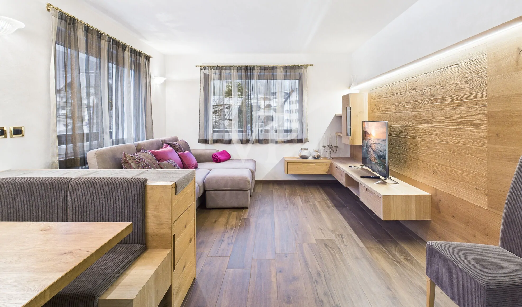 Exclusive ski-in/ski-out property with breathtaking views of the Dolomites