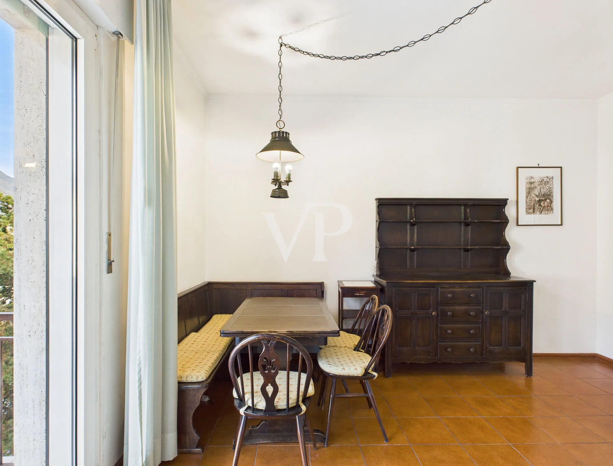 Bolzano: Luminoso y espacioso apartamento de tres habitaciones en via Palermo