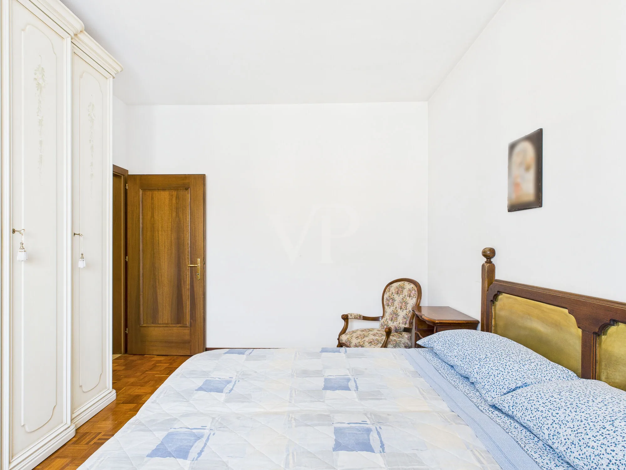 Bolzano: Luminoso y espacioso apartamento de tres habitaciones en via Palermo