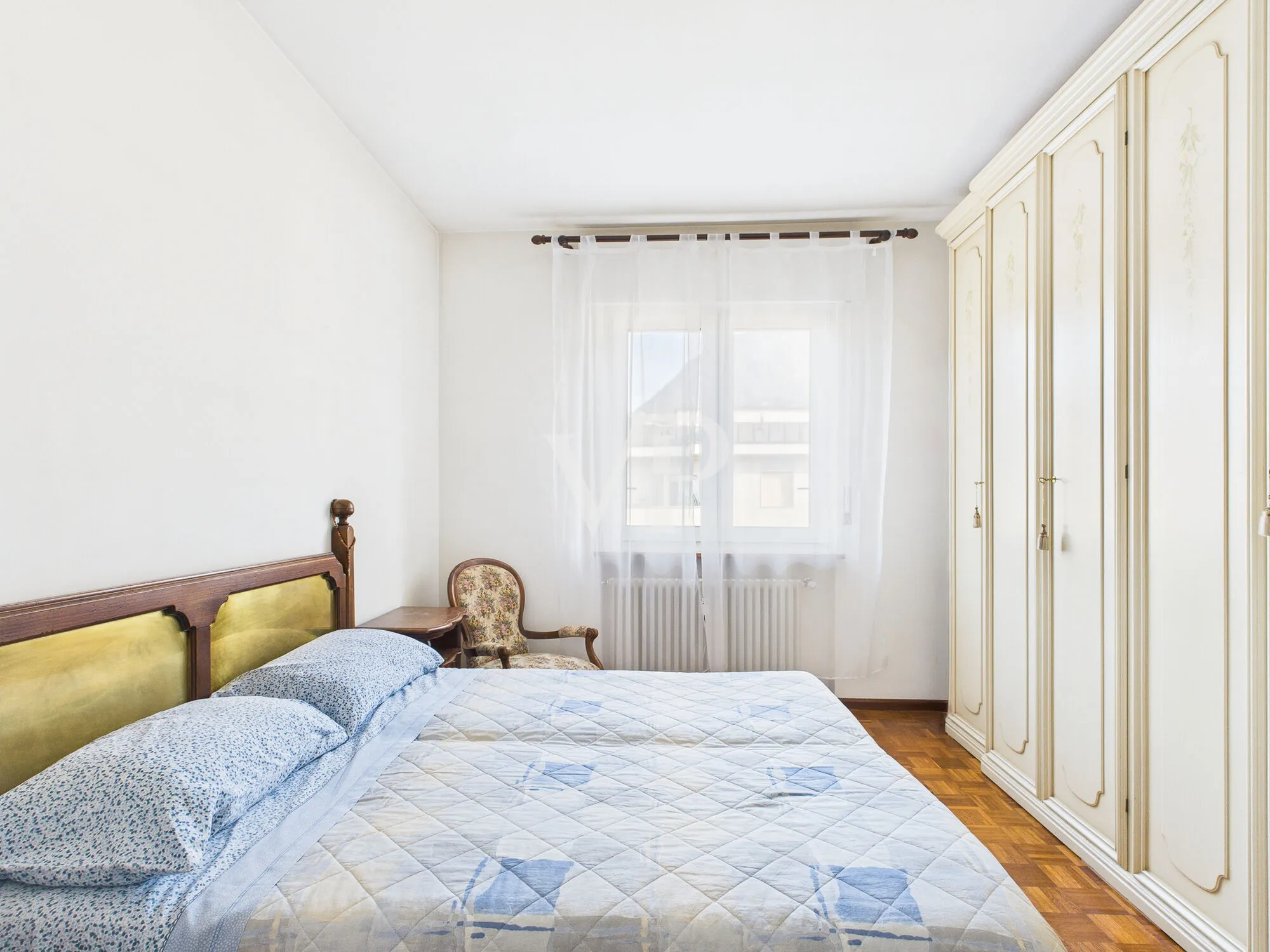 Bolzano: Luminoso y espacioso apartamento de tres habitaciones en via Palermo