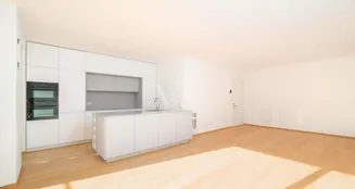 von_poll_real_estate_property_IT264152716_image_8