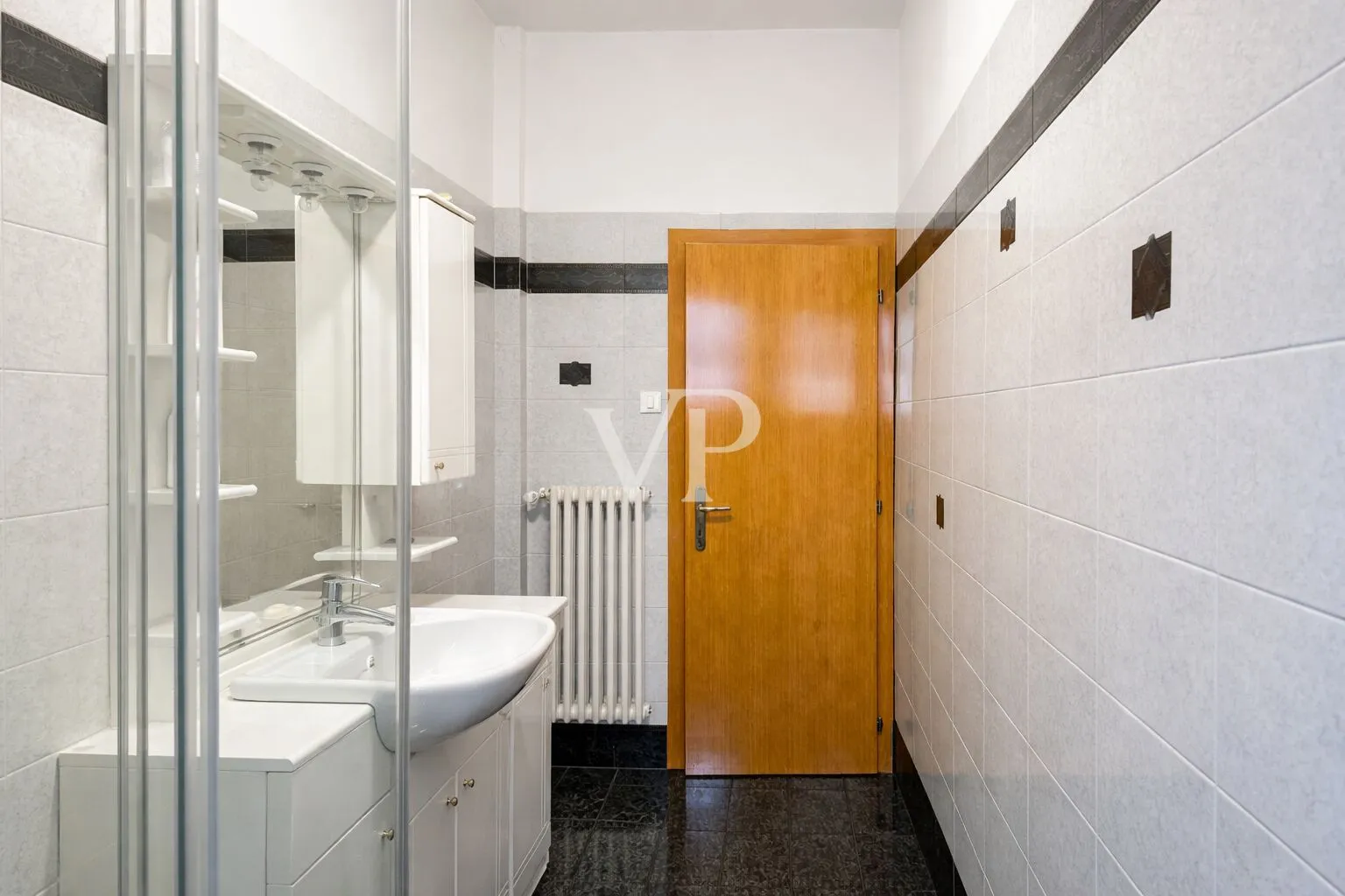 Helle und geräumige Drei-Zimmer-Wohnung