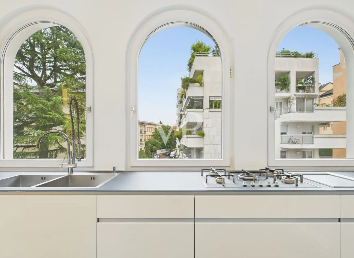 Elegante ático con jardín privado y vistas al Catinaccio