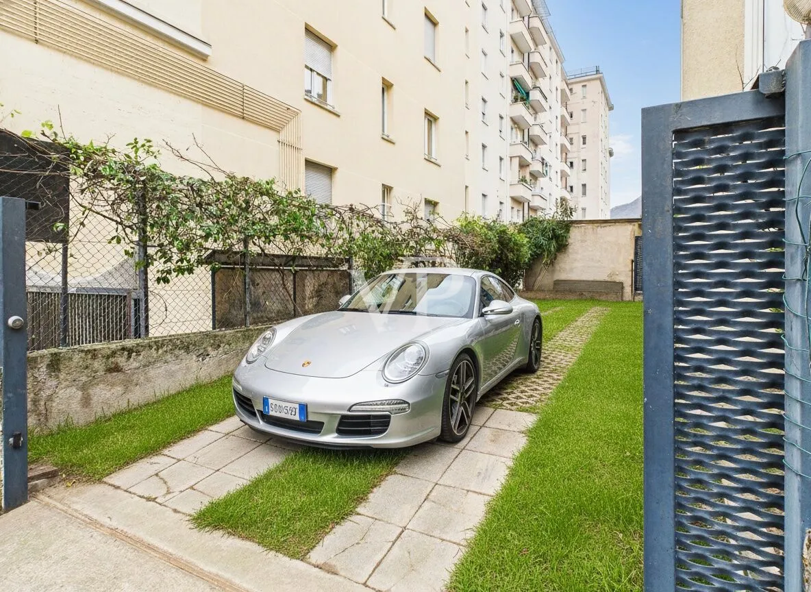 Elegante ático con jardín privado y vistas al Catinaccio