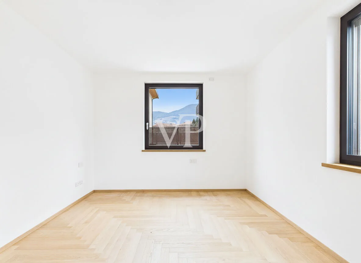 A/1: Encantador y moderno apartamento de dos dormitorios con jardín privado