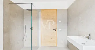 von_poll_real_estate_property_IT264152745_image_11