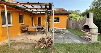 von_poll_real_estate_property_25411010_image_1