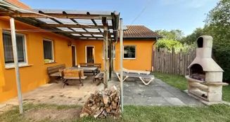 von_poll_real_estate_property_25411010_image_1