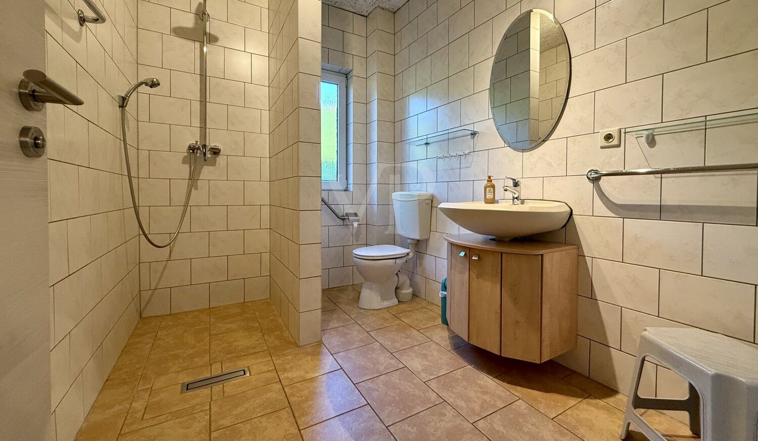 Badezimmer 1