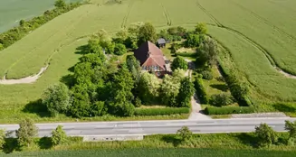 von_poll_real_estate_property_25411014_image_2