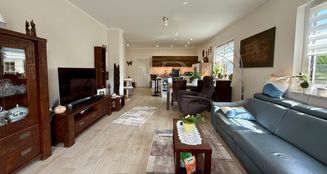 von_poll_real_estate_property_25411015_image_9