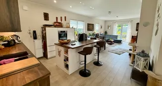 von_poll_real_estate_property_25411015_image_6