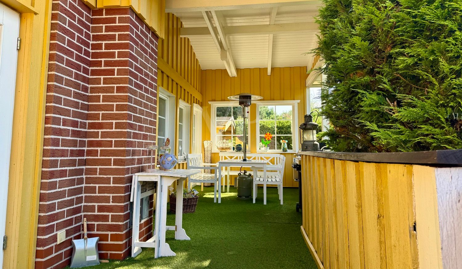 Terrasse überdacht