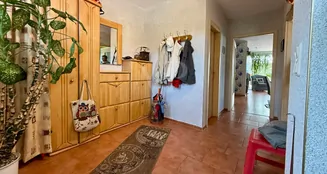 von_poll_real_estate_property_25411020_image_2