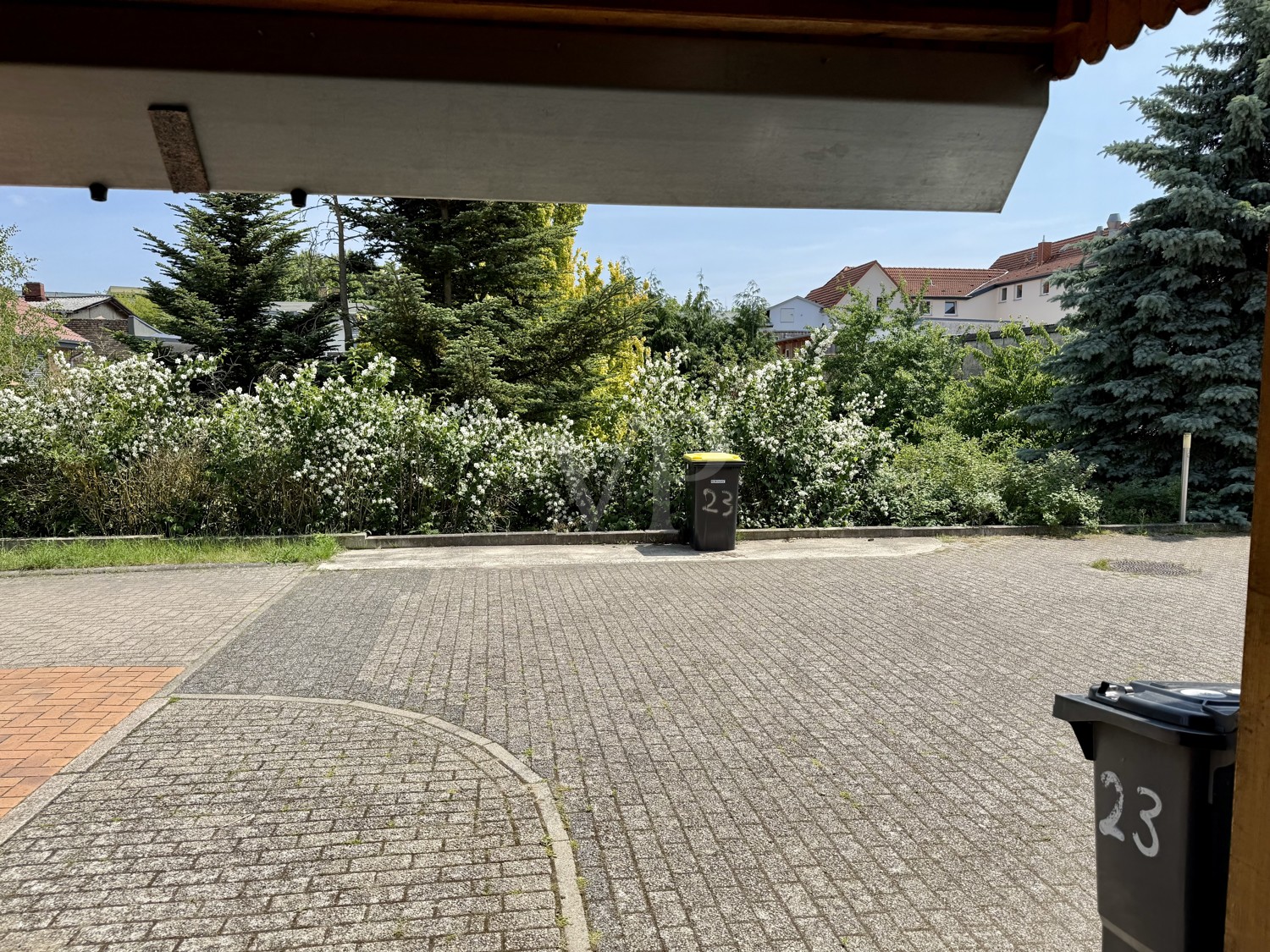 Blick vor dem Haus