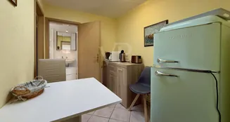 von_poll_real_estate_property_25411028_image_10