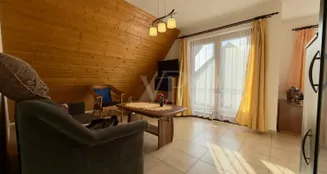 von_poll_real_estate_property_25411026_image_17