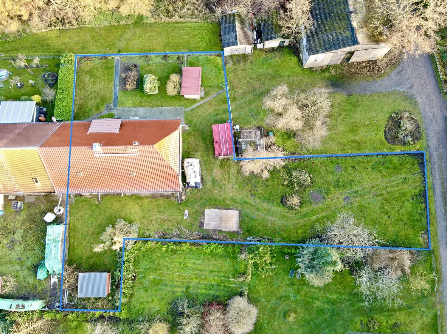 Grundstück ungefähr