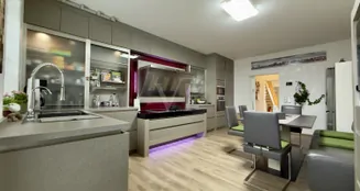 von_poll_real_estate_property_26411004_image_14