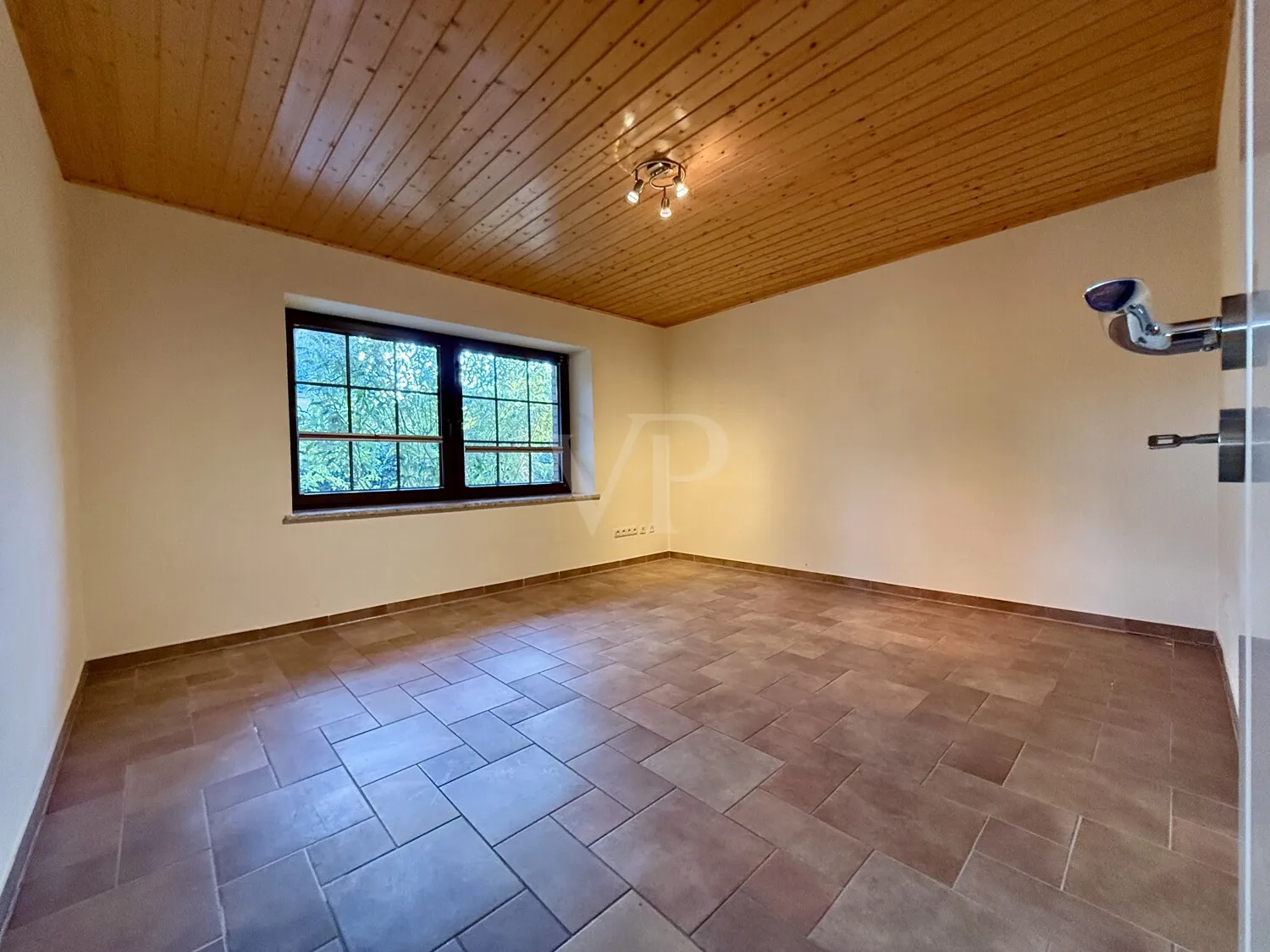 Schlafzimmer / Büro EG