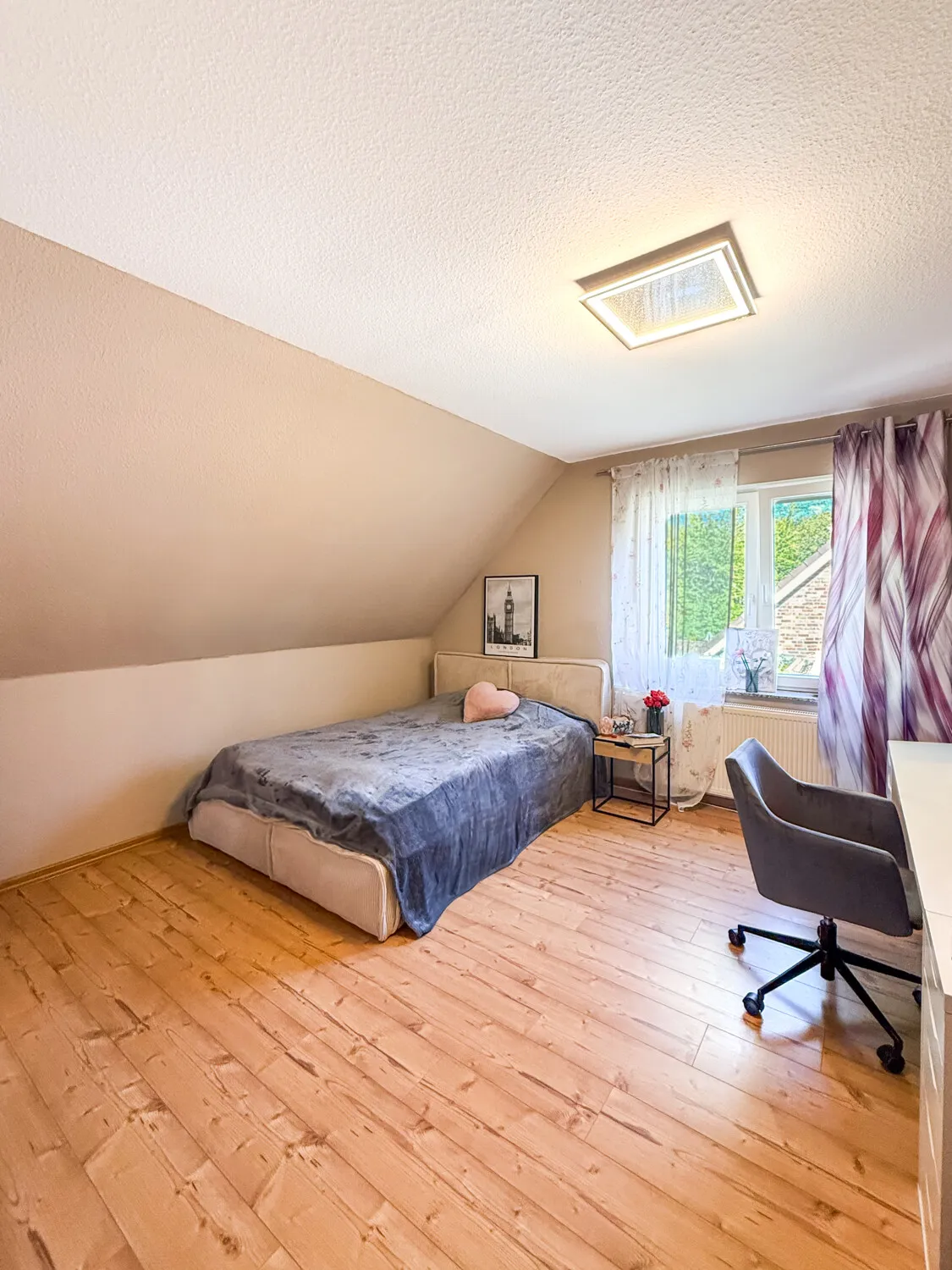 Schlafzimmer 3