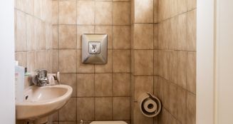 von_poll_real_estate_property_25242025_image_5