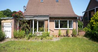 von_poll_real_estate_property_25242025_image_12