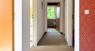 von_poll_real_estate_property_25242011_image_19