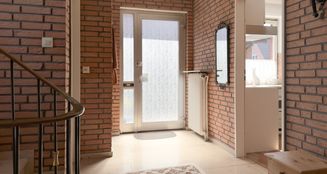 von_poll_real_estate_property_25242011_image_8
