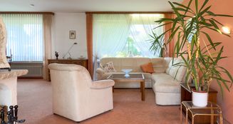 von_poll_real_estate_property_25242011_image_13