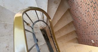 von_poll_real_estate_property_25242011_image_18