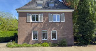 von_poll_real_estate_property_25242015_image_2